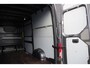 Volkswagen Crafter 35 2.0 TDI L3H3 140PK AUT. 3-ZITS, TREKHAAK, CAMERA, NAVI, CRUISE, AIRCO, NL AUTO, NAP