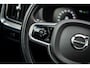Volvo V60 Cross Country 2.0 B5 AWD Pro | Adaptieve Cruise Control | Power Seats | Panoramadak | Donker Glas | Dode Hoek Detectie | 19" |