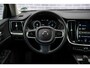 Volvo V60 Cross Country 2.0 B5 AWD Pro | Adaptieve Cruise Control | Power Seats | Panoramadak | Donker Glas | Dode Hoek Detectie | 19" |