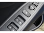 Kia Stonic 1.0 T-GDi MHEV DynamicPlusLine | Stoel- en stuurverwarming | Keyless | Achteruitrijcamera | Rijstrookbegeleiding | Parkeersensoren Achter | 16" LM velgen | Climatronic | Privacy Glass | CarPlay |