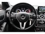 Mercedes-Benz A-klasse 200 CDI Prestige *LEDER* AMG Navigatie Stoelverwarming Cruise control