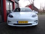 Tesla Model 3 Standard RWD Plus 60 kWh SOH87% Trekhaak Full self driving Panoramadak 4 nwe banden Parelmoer
