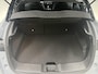 Nissan Juke 1.6 Hybrid N-Design AUTOMAAT / *** Levertijd in overleg *** / Two-tone kleurstelling / Voorstoelen, voorruit + stuurwiel verwarmd / Rondomzichtcamera / Dode hoek detectie / Cruise control adaptief / Automatische airco / Apple Car Play & Android Auto / Licht metalen velgen 19" / Navigatiesysteem full map / Parkeersensoren voor + achter