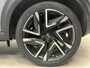 Nissan Juke 1.6 Hybrid N-Design AUTOMAAT / *** Levertijd in overleg *** / Two-tone kleurstelling / Voorstoelen, voorruit + stuurwiel verwarmd / Rondomzichtcamera / Dode hoek detectie / Cruise control adaptief / Automatische airco / Apple Car Play & Android Auto / Licht metalen velgen 19" / Navigatiesysteem full map / Parkeersensoren voor + achter
