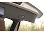 Volvo EC40 Recharge Twin Ultimate | Harman/Kardon Premium Geluidssysteem | Panoramisch Schuif-/Kanteldak | Elektrisch Verstelbare Bestuurdersstoel Met Geheugenfunctie | Visual Park Assist Incl. 360° Parkeercamera | Extra Getint Glas Achter | 20" Lichtmetalen Velgen | Adaptieve Cruise Control Met Stuurhulp, Google Services, Verwarmbare Voorstoelen, Stuurwielverwarming