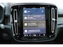 Volvo EC40 Recharge Twin Ultimate | Harman/Kardon Premium Geluidssysteem | Panoramisch Schuif-/Kanteldak | Elektrisch Verstelbare Bestuurdersstoel Met Geheugenfunctie | Visual Park Assist Incl. 360° Parkeercamera | Extra Getint Glas Achter | 20" Lichtmetalen Velgen | Adaptieve Cruise Control Met Stuurhulp, Google Services, Verwarmbare Voorstoelen, Stuurwielverwarming