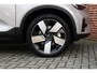 Volvo EC40 Recharge Twin Ultimate | Harman/Kardon Premium Geluidssysteem | Panoramisch Schuif-/Kanteldak | Elektrisch Verstelbare Bestuurdersstoel Met Geheugenfunctie | Visual Park Assist Incl. 360° Parkeercamera | Extra Getint Glas Achter | 20" Lichtmetalen Velgen | Adaptieve Cruise Control Met Stuurhulp, Google Services, Verwarmbare Voorstoelen, Stuurwielverwarming