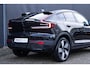 Volvo EC40 Single Motor Extended Range Ultimate 82 kWh | Warmtepomp | Interieur Voorverwarming | Panoramadak | Adaptive Cruise Control | Blind Spot | Semi Elektrische trekhaak