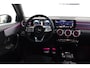 Mercedes-Benz A-klasse 180 Business Solution AMG NL-Auto!! Sfeerverlichting I