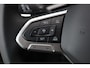 Volkswagen Multivan 1.5 eHybrid L2 Bulli Edition 4Motion 245PK / 180kW Achteruitrijcamera, LED Matrix IQ.Light, panoramadak, verwarmbare voorstoelen, elektrisch bedienbare achterklep, Apple Carplay & Android Auto, Keyless Entry & Start, dodehoeksensor met correctie, dynamische grootlichtassistent, verwarmbare voorruit, 3-zone Climatronic, volledig digitaal instrumentenpaneel (Digital Cockpit Pro), adaptive cruise control, navigatie, vierseizoensbanden 18'' LMV