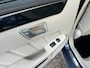 Mercedes-Benz E-klasse 300 LUXE/CHAUFFEUR/SCHERMEN