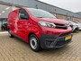 Toyota PROACE Compact 1.5 D-4D Navigator | Lage KM stand! | Trekhaak | Parkeersensoren | Cruise Control | Toyota garantie tot 2030!! | Zeer nette bus! NL-voertuig!