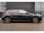 Mercedes-Benz A-klasse A 250e Star Edition Limited AMG Line | Nightpakket | Panoramadak | LED | Keyless-Go | Sfeerverlichting | Stoelverwarming | Parktronic | Spiegelpakket