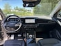 Kia Niro 1.6 GDi Hybrid ExecutiveLine Meest Luxe uitvoering Schuifdak Trekhaak info: M. Safari 0492588976