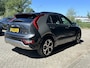 Kia Niro 1.6 GDi Hybrid ExecutiveLine Meest Luxe uitvoering Schuifdak Trekhaak info: M. Safari 0492588976