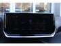 Peugeot 2008 1.2 100PK ALLURE | DRAADLOZE APPLE CARPLAY/ANDROID AUTO | ACHTERUITRIJ CAMERA | PARKEERSENSOREN VOOR EN ACHTER | NAVIGATIE | CLIMATE CONTROL | LICHTMETALEN VELGEN 17" | LED KOPLAMPEN |