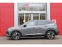 Peugeot 2008 1.2 100PK ALLURE | DRAADLOZE APPLE CARPLAY/ANDROID AUTO | ACHTERUITRIJ CAMERA | PARKEERSENSOREN VOOR EN ACHTER | NAVIGATIE | CLIMATE CONTROL | LICHTMETALEN VELGEN 17" | LED KOPLAMPEN |