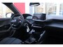 Peugeot 2008 1.2 100PK ALLURE | DRAADLOZE APPLE CARPLAY/ANDROID AUTO | ACHTERUITRIJ CAMERA | PARKEERSENSOREN VOOR EN ACHTER | NAVIGATIE | CLIMATE CONTROL | LICHTMETALEN VELGEN 17" | LED KOPLAMPEN |