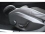 Volvo V60 B3 Ultimate Dark | Harman/Kardon Premium Geluidssysteem | Panoramisch Schuif-/Kanteldak | 360° Parkeercamera | Lighting Pack | All-season banden | Verwarmbare Voor- en Achterstoelen | Stuurwielverwarming | Adaptieve Cruise Control Met Stuurhulp | Keyless Entry