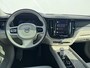 Volvo XC60 2.0 T6 Plug-in hybrid AWD Ultimate Dark Luchtvering | 21 inch wielen | Massage | 360 Camera