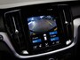 Volvo V60 2.0 B3 R-Design (SCHUIF-/KANTELDAK, HARMAN/KARDON, BLIS, ACHTERUITRIJCAMERA, TREKHAAK ELECTRISCH, STUURWIELVERWARMING)