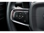 Volvo XC40 T4 Automaat Plug-in hybrid Plus Dark | Trekhaak semi elektrisch inklapbaar | Harman Kardon premium audio | Verwarmbare voorstoelen en stuurwiel | 20 inch Lichtmetalen velgen All-Season | Apple carplay/Android auto | Adaptieve Cruise Control met Pilot Assist |