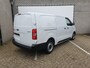 Citroën Jumpy 1.5 BlueHDI 120 S&S L3 Prijs excl. BTW, BPM en kosten rijklaarmaken. Dit voertuig valt onder de ondernemersregeling, waardoor BPM-vrijstelling mogelijk is. | | Achteruitrijcamera | Airco | Apple Carplay/Android Auto|telefoonintegratie premium