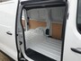 Citroën Jumpy 1.5 BlueHDI 120 S&S L3 Prijs excl. BTW, BPM en kosten rijklaarmaken. Dit voertuig valt onder de ondernemersregeling, waardoor BPM-vrijstelling mogelijk is. | | Achteruitrijcamera | Airco | Apple Carplay/Android Auto|telefoonintegratie premium