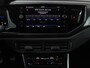 Volkswagen Polo 1.0 TSI Life Edition 95 PK | Navigatie | Apple Carplay | Climate control | Getinte ruiten | Camera | Parkeersensoren achter | Lichtmetalen velgen |