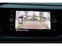 Volkswagen Polo 1.0 TSI R-Line 95PK / 70kW Keyless Entry & Start, adaptive cruise control met Stop&Go en stuurhulp, Apple Carplay & Android Auto, parkeersensoren voor + achter, LED koplampen, file assistent, extra getint glas achter, volledig digitaal instrumentenpaneel (Digital Cockpit), 2-zone Climatronic, comfort sportstoelen, 16'' LMV 'Coventry'
