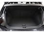 Volkswagen Polo 1.0 TSI R-Line 95PK / 70kW Keyless Entry & Start, adaptive cruise control met Stop&Go en stuurhulp, Apple Carplay & Android Auto, parkeersensoren voor + achter, LED koplampen, file assistent, extra getint glas achter, volledig digitaal instrumentenpaneel (Digital Cockpit), 2-zone Climatronic, comfort sportstoelen, 16'' LMV 'Coventry'