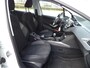 Peugeot 2008 1.2 PureTech 130pk Blue Lion Airco Navi Carplay 6-bak 95794km