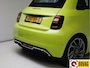 Abarth 500c Cabrio Scorpionissima 42 kWh 155 PK | JBL | Camera | Stoelverwarming PDC, 18" LMV, Navigatie. Sportstoelen