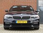BMW 5-Serie Touring 530i M-Sport / Carbon zwart / Dealer onderhouden