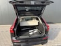 Volvo XC60 T6 Plug-in hybrid AWD Plus Dark | 21 Inch | Gelaagd Glas | Trekhaak | Leder | Panoramadak | Dynamische LED Koplampen