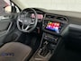 Volkswagen Tiguan 1.5 TSI 150 pk Life Business | Pano ACC Camera LED CarPlay Fabrieksgarantie Winterpack