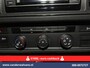 Volkswagen Crafter 2.0 TDI 141pk L3H3 L2H2 Euro6 Airco | Camera | Apple Carplay | Cruisecontrol | Chauffeursstoel Parkeersensoren, Bijrijdersbank, 3000kg trekvermogen,  Android Auto