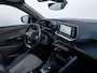 Peugeot e-2008 EV GT 50 kWh 3-fase | SOH 92% | Panoramadak | 360 Camera | Stoelverwarming