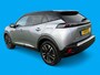 Peugeot e-2008 EV GT 50 kWh 3-fase | SOH 92% | Panoramadak | 360 Camera | Stoelverwarming