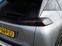 Peugeot e-2008 EV GT 50 kWh 3-fase | SOH 92% | Panoramadak | 360 Camera | Stoelverwarming