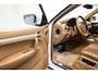 Porsche Cayenne 4.8 GTS Btw auto, Fiscale waarde € 12.000,- (€ 33.016,53 Ex B.T.W) DEALER AUTO Dealer auto