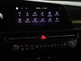 Kia Niro EV DynamicLine 64.8 kWh - Navigatie - Apple Carplay/Android Auto - Parkeersensoren voor en achter - Fabrieksgarantie tot 2031