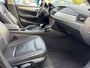 BMW X1 SDrive18i Executive / LEDER INTERIEUR / NAVIGATIE / PARKEERSENSOREN / NEDERLANDSE AUTO / CLIMATE CONTROL / CRUISE CONTROL