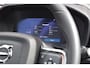 Volvo XC40 Extended Range 252PK Ultimate 82 kWh | Tailered Woolblend | 20'' | Getint glas |