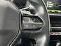 Peugeot 2008 1.2 GT Pack | Navigatie | Alcantara | Panoramadak | Focal HI-FI | Achteruitrijcamera | Climate Control | Stoelverwarming | Ambient Lighting | Keyless Entry | Lichtmetalen Velgen |
