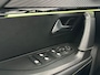 Peugeot 2008 1.2 GT Pack | Navigatie | Alcantara | Panoramadak | Focal HI-FI | Achteruitrijcamera | Climate Control | Stoelverwarming | Ambient Lighting | Keyless Entry | Lichtmetalen Velgen |