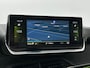 Peugeot 2008 1.2 GT Pack | Navigatie | Alcantara | Panoramadak | Focal HI-FI | Achteruitrijcamera | Climate Control | Stoelverwarming | Ambient Lighting | Keyless Entry | Lichtmetalen Velgen |