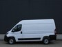 Peugeot Boxer Zwaar 2.2 HDi 140PK L2H2 3,5T I Trekhaak 3000 kg trekgewicht I Pack Techno Plus I Verzwaarde vering I Navigatie
