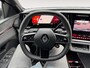 Renault Megane E-Tech comfort range iconic 60 kWh | UIT VOORRAAD LEVERBAAR OP = OP NU MET €3.000,- SALE & SALE KORTING!!!