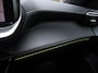 Peugeot 2008 SUV GT Puretech 130pk EAT8 Automaat Rijklaarprijs, Adaptieve cruise control Navigatie Camera DAB+